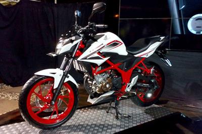 Honda CB150R Streetfire bản giới hạn giá 1.900 USD